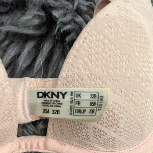 DKNY BRA - Picture 2 of 2